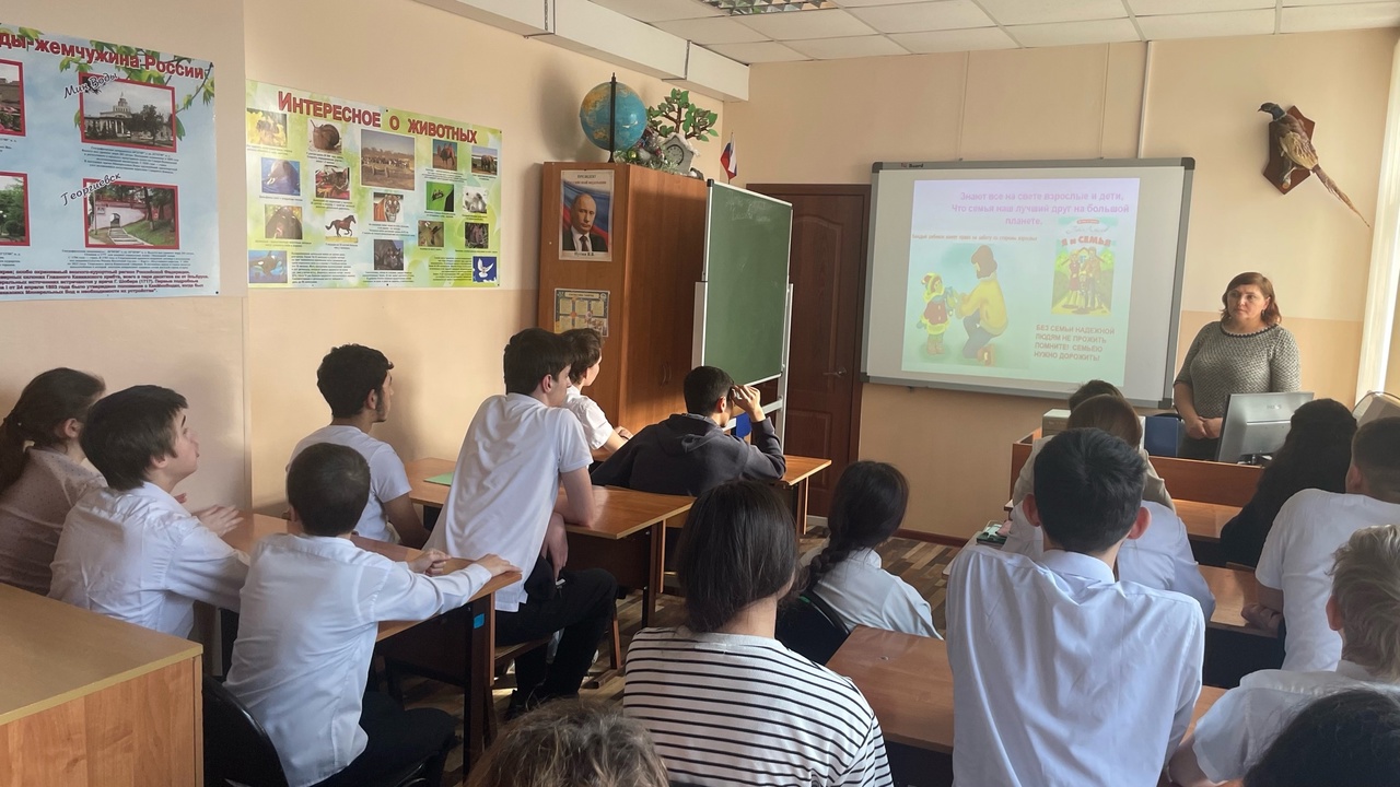 Серия занятий  по профилактике буллинга и кибербуллинга среди обучающихся школы..