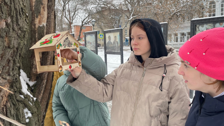 Экологические акции «Каждой пичужке - кормушка» и «Покормите птиц зимой!».